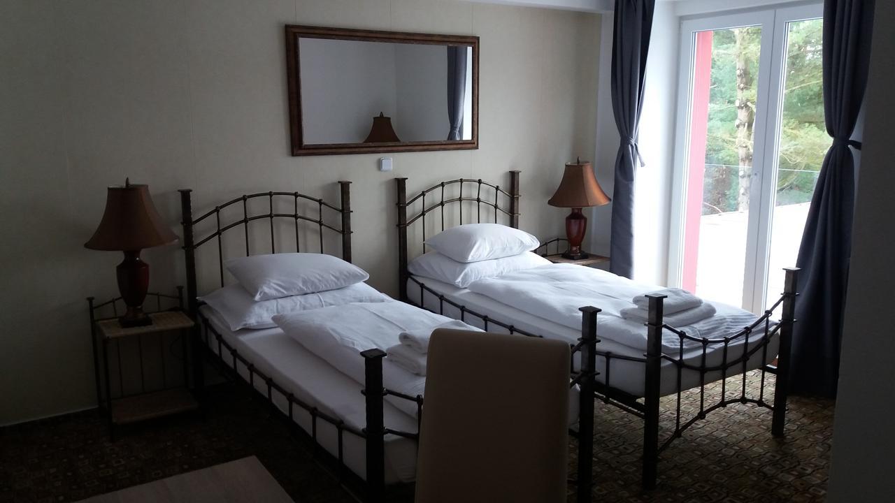 Hotel Bouczech ليبنو ناد فلتافو المظهر الخارجي الصورة